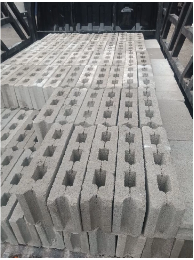 Batako Dinding Bolong